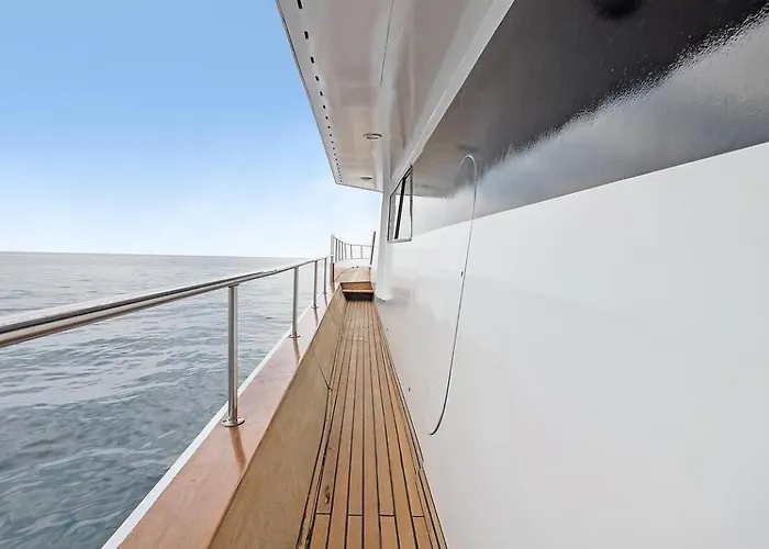 Hotel en barco Zaffiro Yacht - Atp Masters Tennis Monaco 2026 Cannes